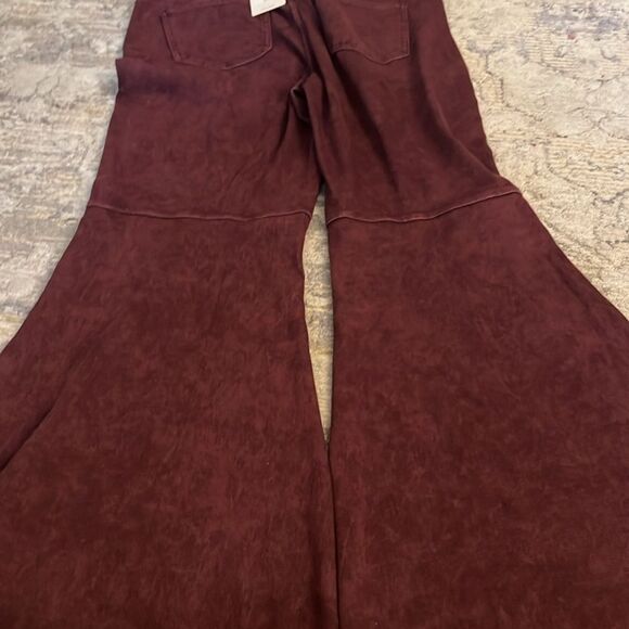 HALARA Women's Wide Leg Jeans in Rich Maroon - Picture 13 of 16